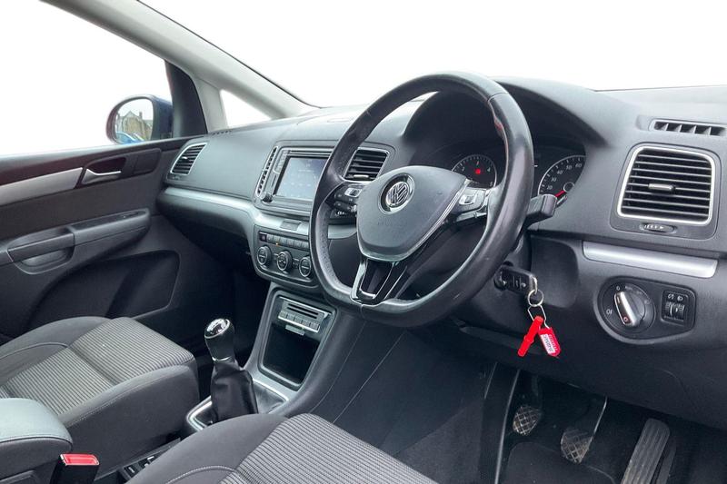 Used Volkswagen Sharan 2018 for sale - 77493419: Photo 9