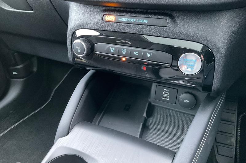 Used Ford Kuga 2025 for sale - 77117499: Photo 30