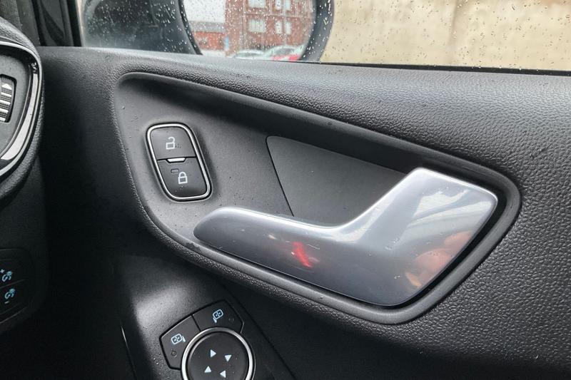 Used Ford Fiesta 2020 for sale - 77997177: Photo 32