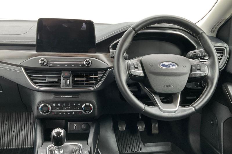 Used Ford Focus 2020 for sale - 76017118: Photo 11