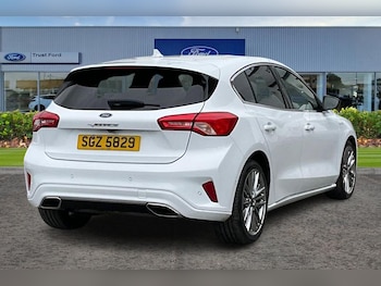 Used Ford Focus 2020 for sale - 76017118: Photo 4