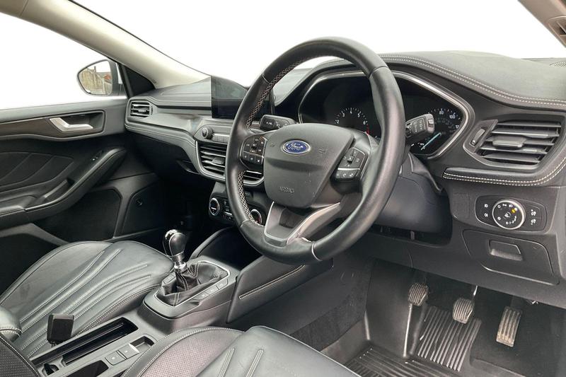 Used Ford Focus 2020 for sale - 76017118: Photo 9