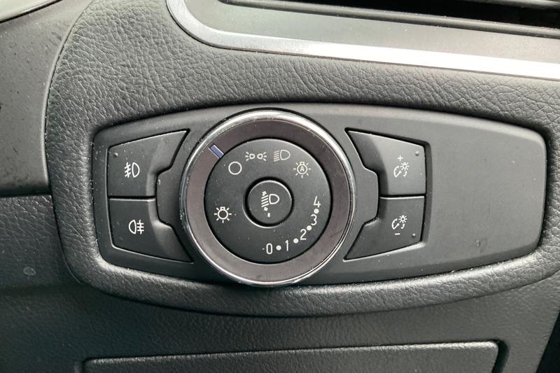 Used Ford Galaxy 2020 for sale - 76338325: Photo 33