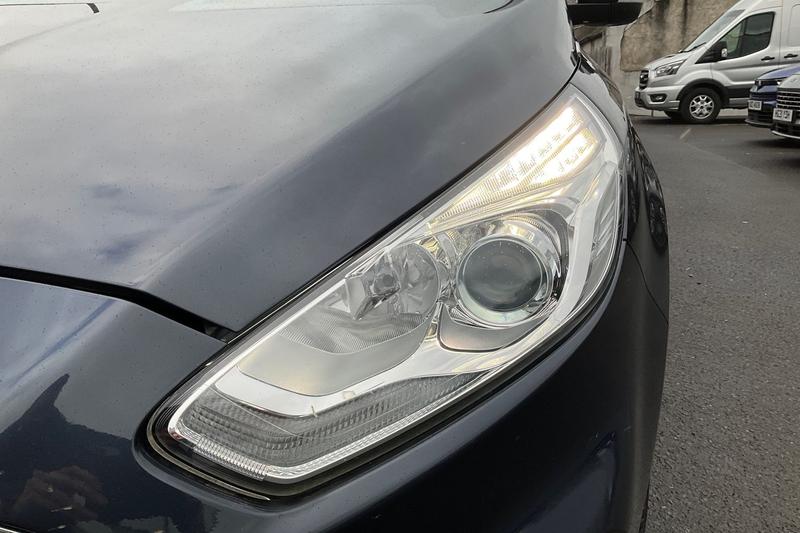 Used Ford Galaxy 2020 for sale - 76338325: Photo 38