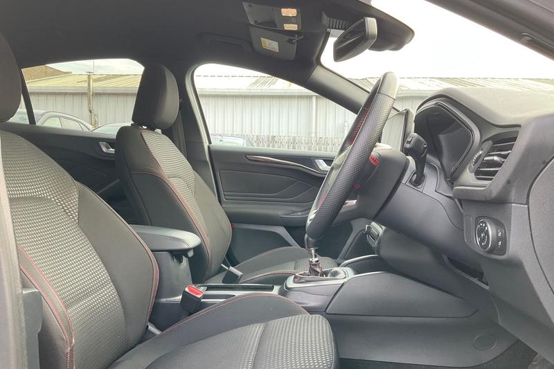 Used Ford Focus 2023 for sale - 77718665: Photo 17