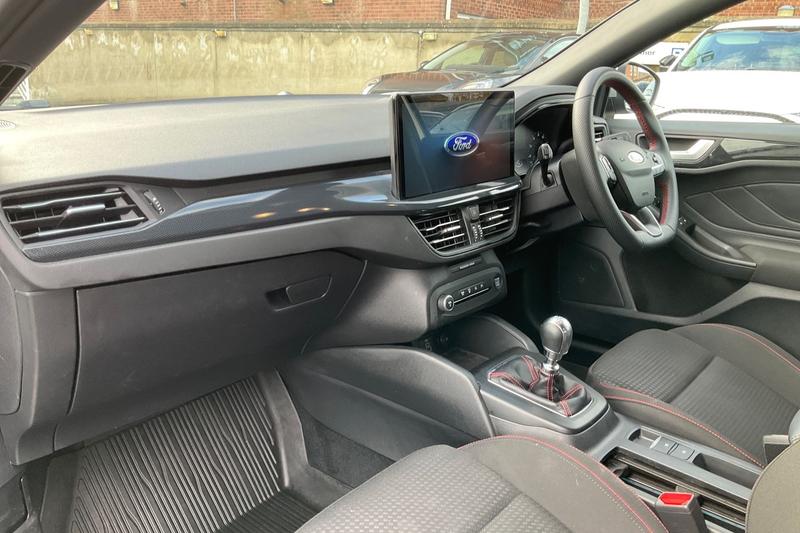 Used Ford Focus 2023 for sale - 77718665: Photo 18