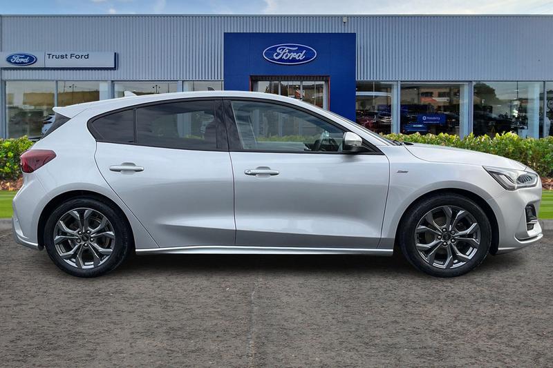 Used Ford Focus 2023 for sale - 77718665: Photo 3