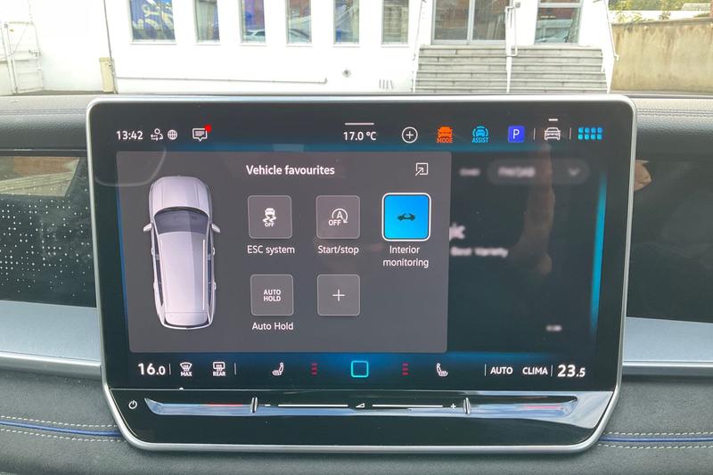 Used Volkswagen Touran 2025 for sale - 76400111: Photo 27