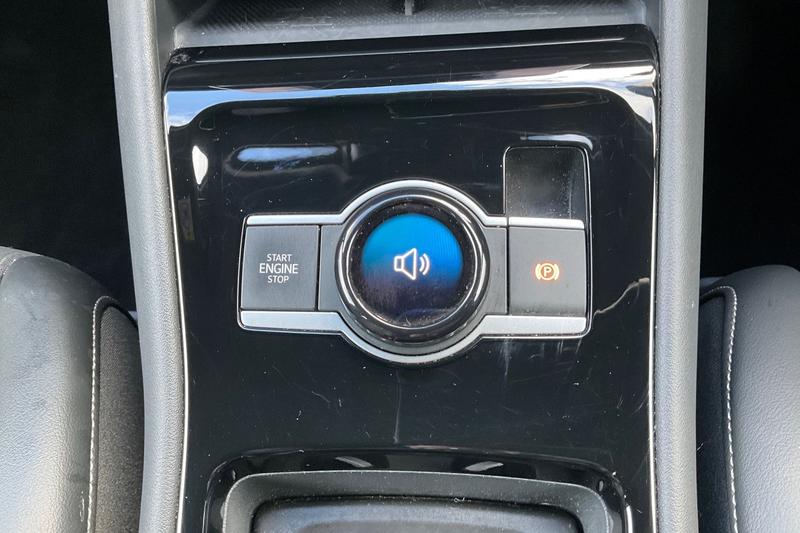 Used Volkswagen Touran 2025 for sale - 76400111: Photo 31