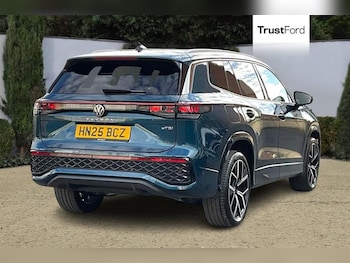 Used Volkswagen Touran 2025 for sale - 76400111: Photo