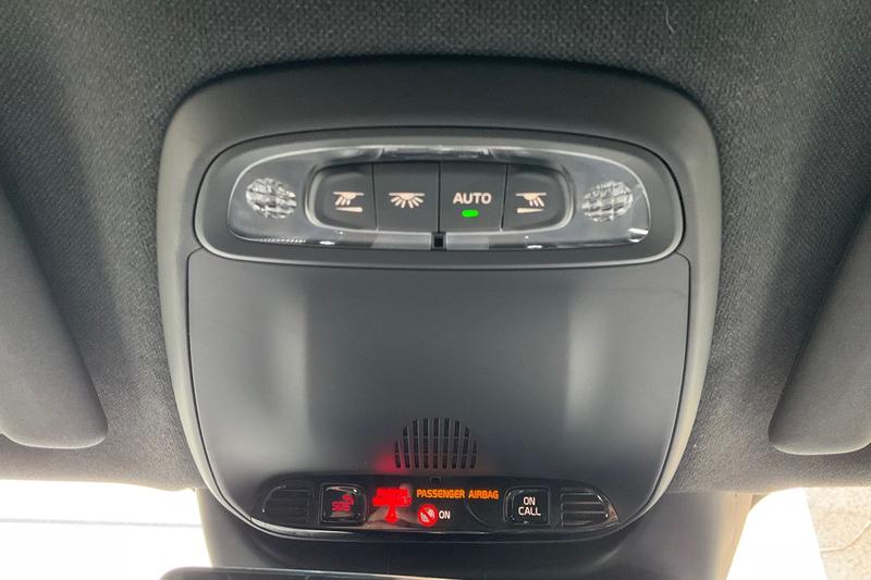 Used Volvo XC40 2020 for sale - 76433940: Photo 33