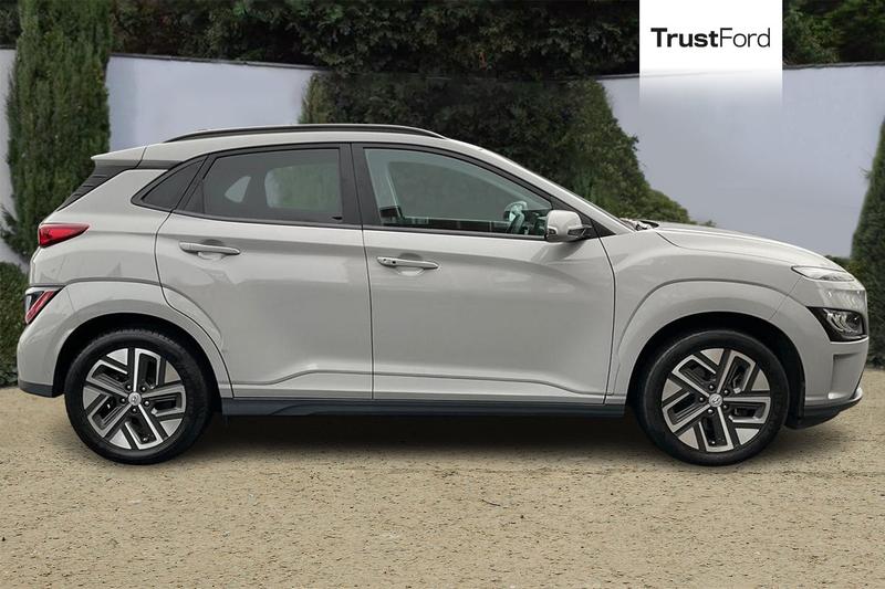 Used Hyundai KONA 2022 for sale - 77306987: Photo 3