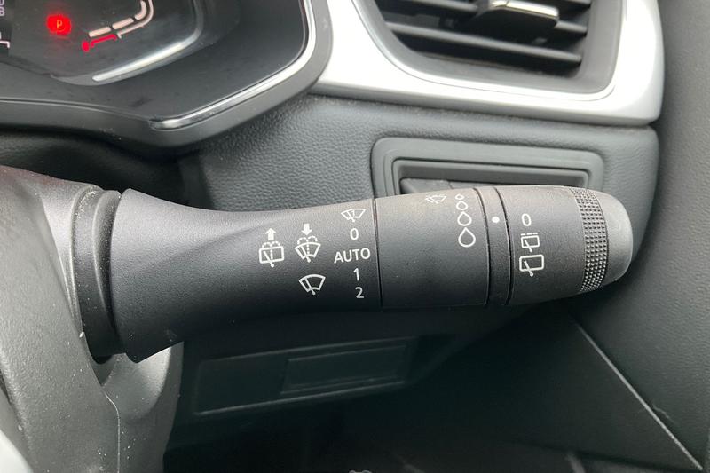 Used Renault Captur 2022 for sale - 76908831: Photo 15