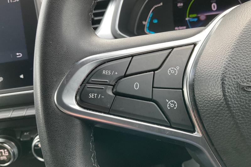 Used Renault Captur 2022 for sale - 76908831: Photo 32