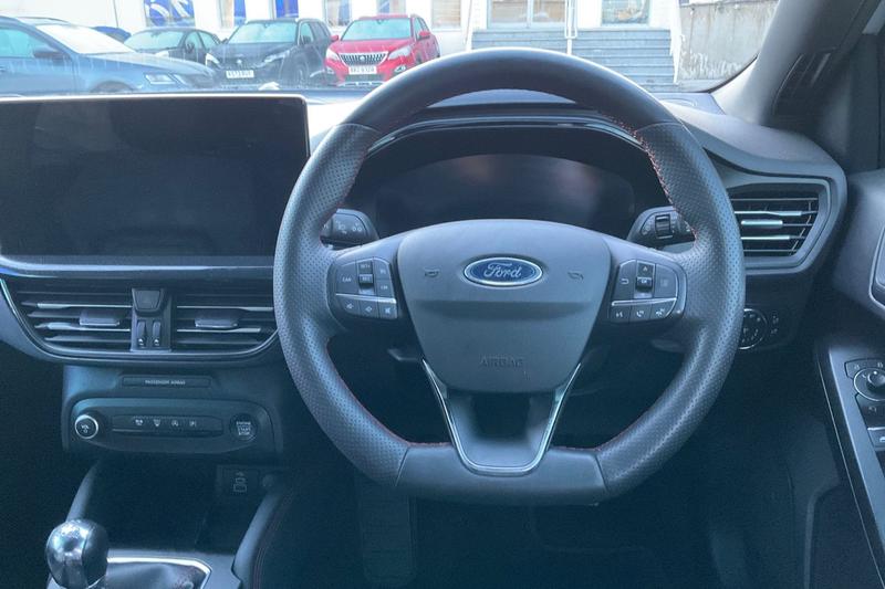 Used Ford Focus 2023 for sale - 77435064: Photo 12