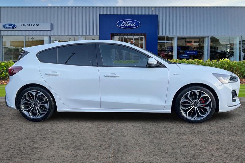 Used Ford Focus 2023 for sale - 77435064: Photo 3