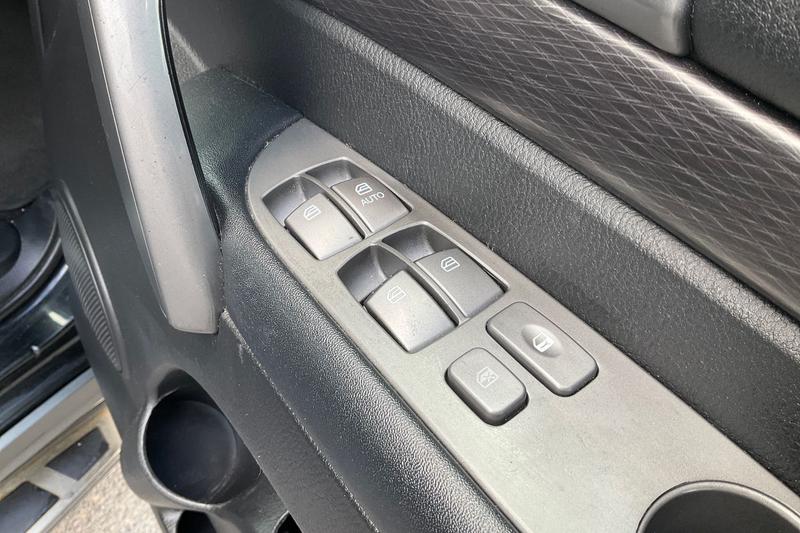 Used Ssangyong Turismo 2017 for sale - 76184506: Photo 16