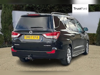 Used Ssangyong Turismo 2017 for sale - 76184506: Photo 4