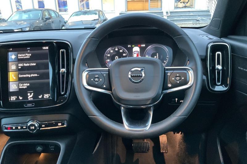 Used Volvo XC40 2023 for sale - 77128190: Photo 12