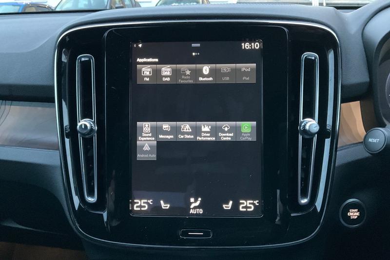 Used Volvo XC40 2023 for sale - 77128190: Photo 23