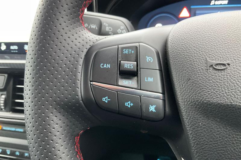 Used Ford Focus 2025 for sale - 76723008: Photo 33