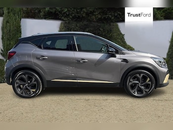 Used Renault Captur 2023 for sale - 75667730: Photo