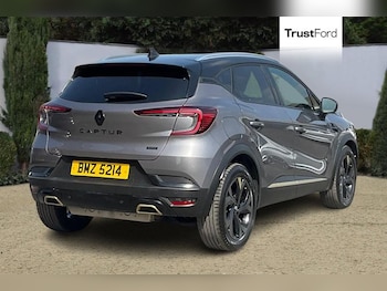 Used Renault Captur 2023 for sale - 75667730: Photo