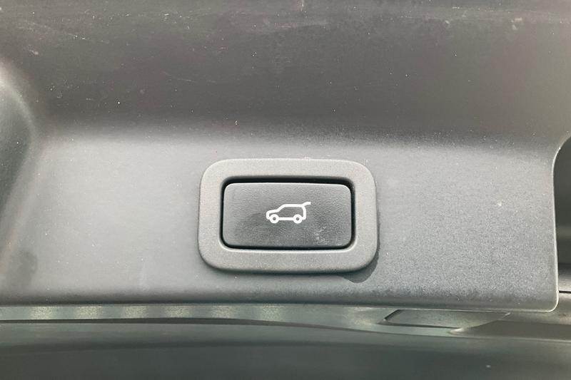 Used Jaguar F-Pace for sale - 78001212: Photo 33