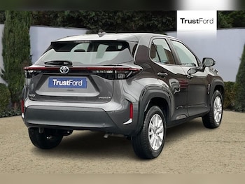 Used Toyota Yaris Cross 2023 for sale - 78963755: Photo