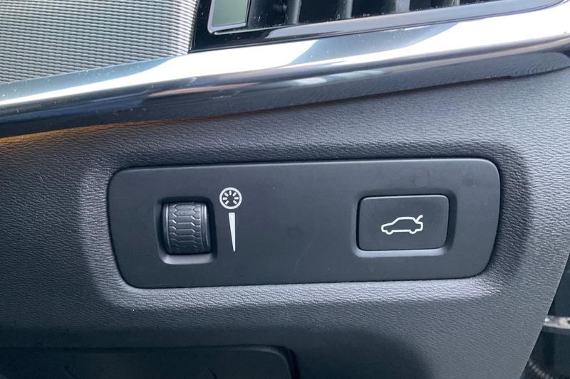 Used Volvo S90 2018 for sale - 77638842: Photo 32