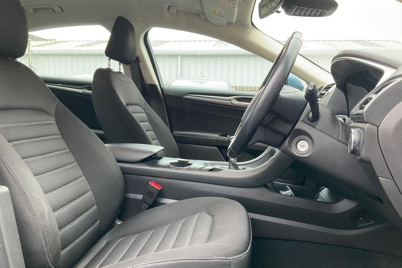 Used Ford Mondeo 2019 for sale - 76710148: Photo 17