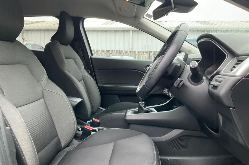 Used Renault Captur 2021 for sale - 77435081: Photo 17