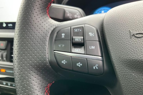 Used Ford Kuga 2024 for sale - 76302732: Photo 32