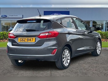 Used Ford Fiesta 2017 for sale - 79177302: Photo