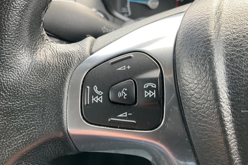 Used Ford Ecosport 2015 for sale - 77834390: Photo 31