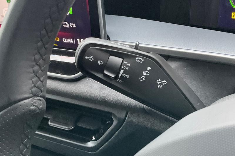 Used Volkswagen Touran 2025 for sale - 77599643: Photo 14