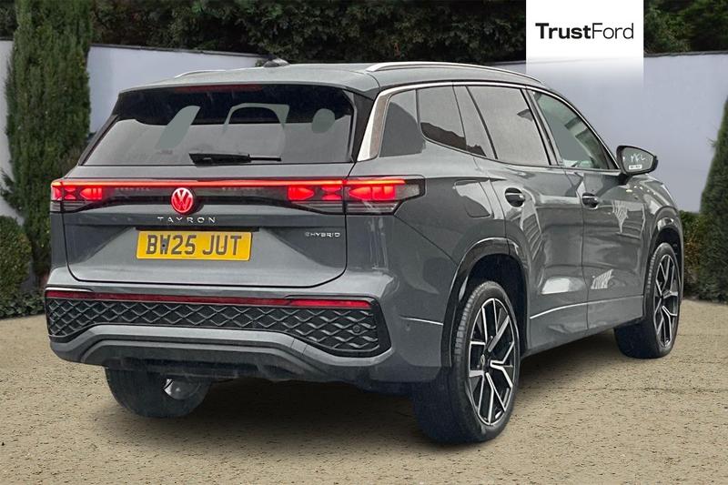 Used Volkswagen Touran 2025 for sale - 77599643: Photo 4