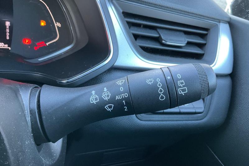 Used Renault Captur 2022 for sale - 76703201: Photo 15