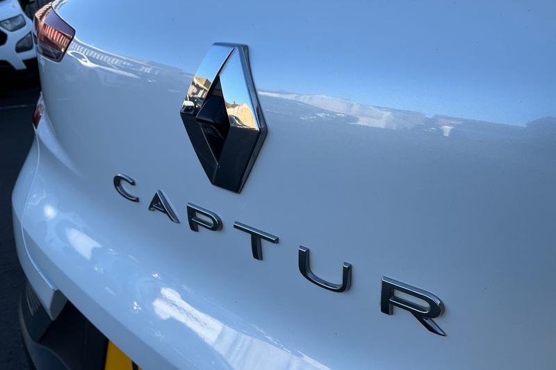 Used Renault Captur 2022 for sale - 76703201: Photo 40