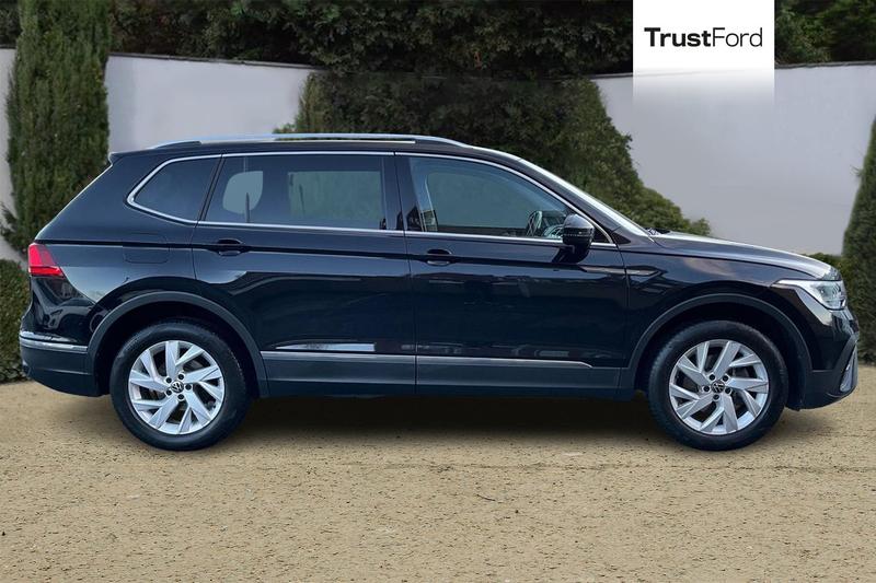 Used Volkswagen Tiguan Allspace 2022 for sale - 76641082: Photo 3