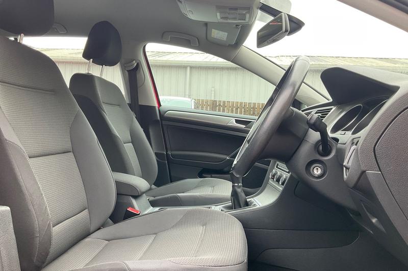 Used Volkswagen Golf 2015 for sale - 77493424: Photo 17