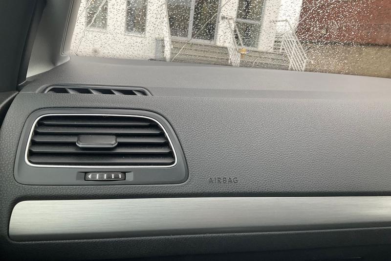 Used Volkswagen Golf 2015 for sale - 77493424: Photo 34