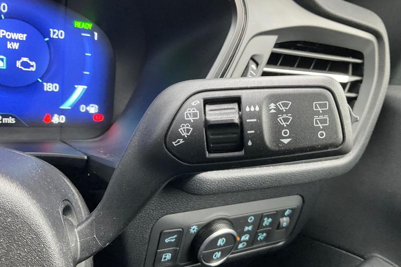 Used Ford Kuga 2024 for sale - 76568524: Photo 15