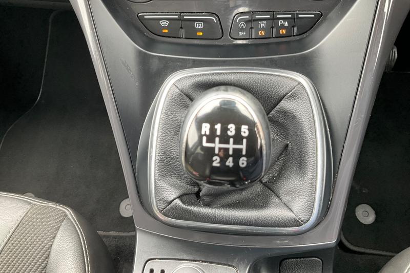 Used Ford Kuga 2017 for sale - 77910292: Photo 28