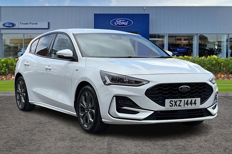 Used Ford Focus 2023 for sale - 76154230: Photo 1