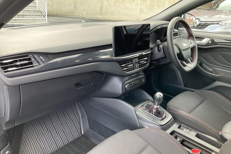 Used Ford Focus 2023 for sale - 76154230: Photo 18