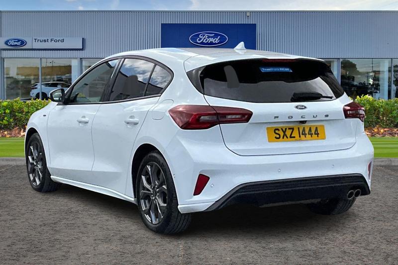 Used Ford Focus 2023 for sale - 76154230: Photo 2