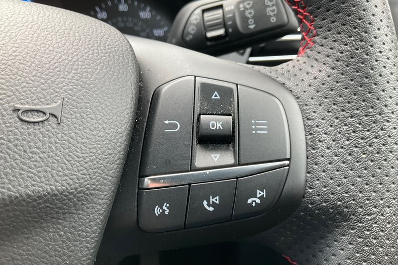 Used Ford Focus 2023 for sale - 76154230: Photo 33