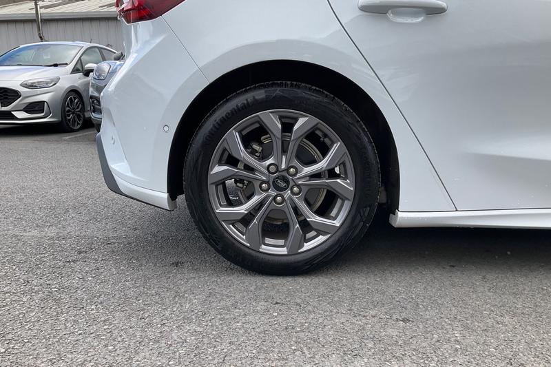 Used Ford Focus 2023 for sale - 76154230: Photo 8