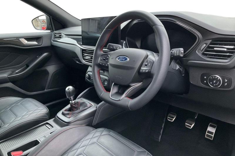 Used Ford Focus 2022 for sale - 77679443: Photo 9